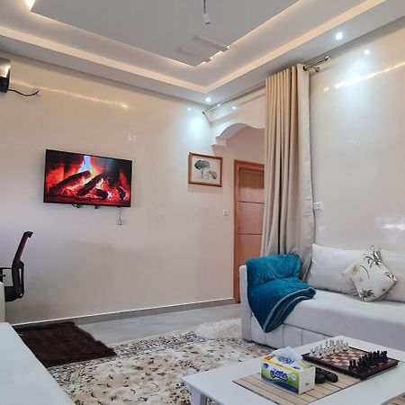 Appartement Pour Familles Midelt Bagian luar foto